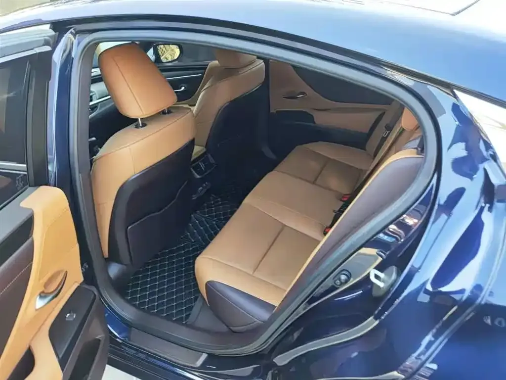 Lexus ES 2021 из CN, фото 10