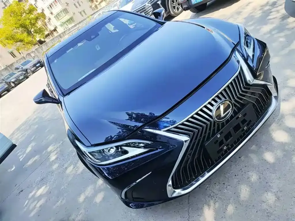 Lexus ES 2021 из CN, фото 2