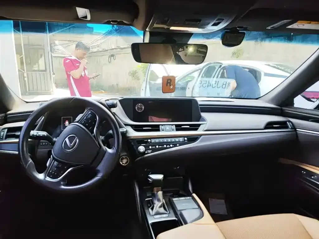 Lexus ES 2021 из CN, фото 3