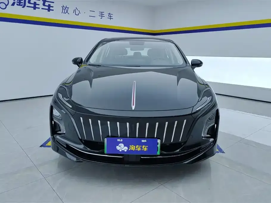 Hongqi E-QM5 — фото 2
