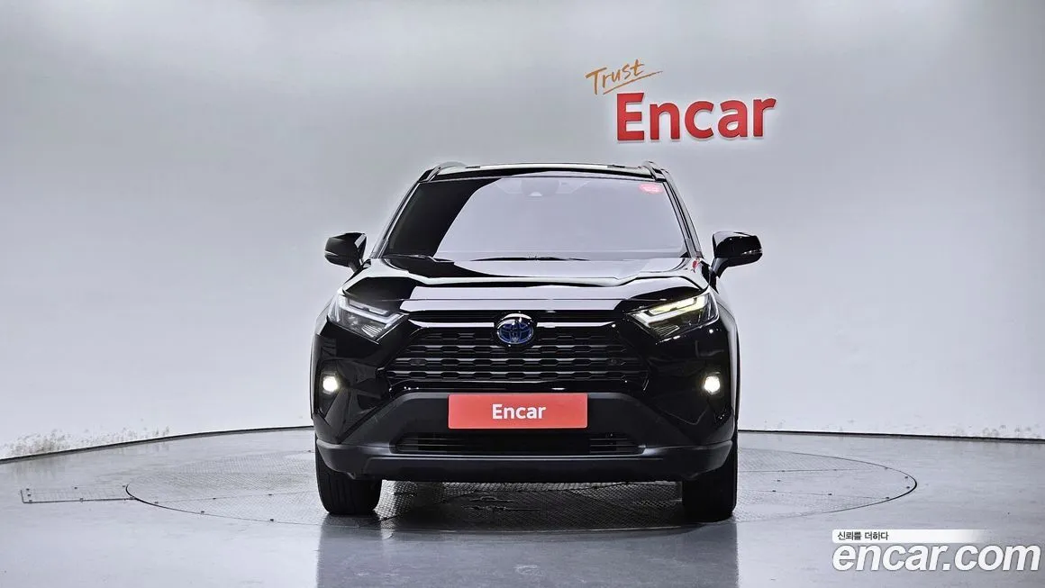 Toyota RAV4 2024 из KR, фото 3