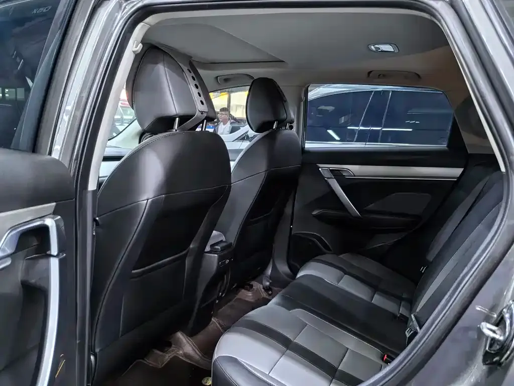 Geely Binyue 2024 из CN, фото 9