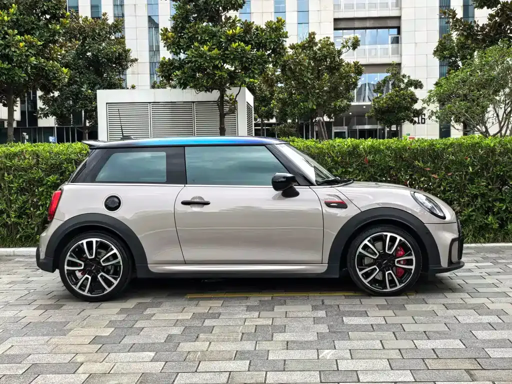 MINI JCW (John Cooper Works) — фото 5