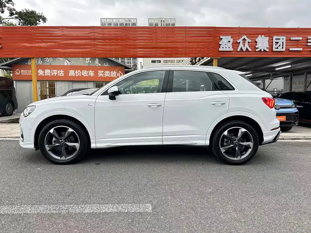 Audi Q3 2024 из CN, фото 4