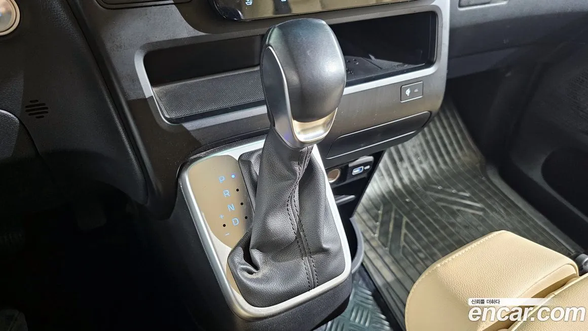 Hyundai Staria — фото 9