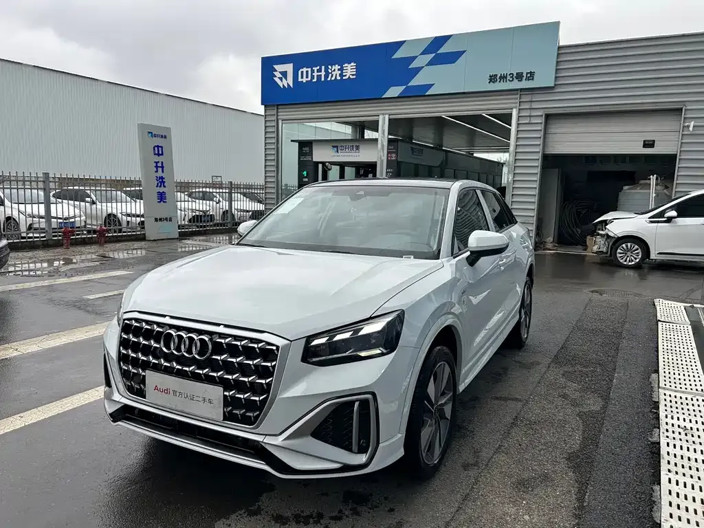 Audi Q2L 2025 из CN, фото 1