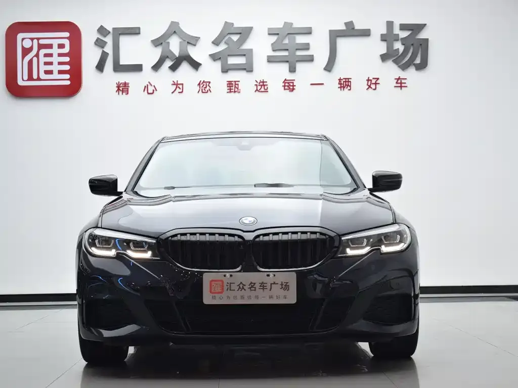 BMW 3 Series 2022 из CN, фото 1