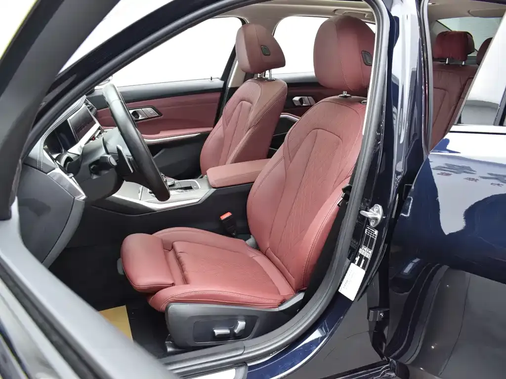 BMW 3 Series 2022 из CN, фото 5