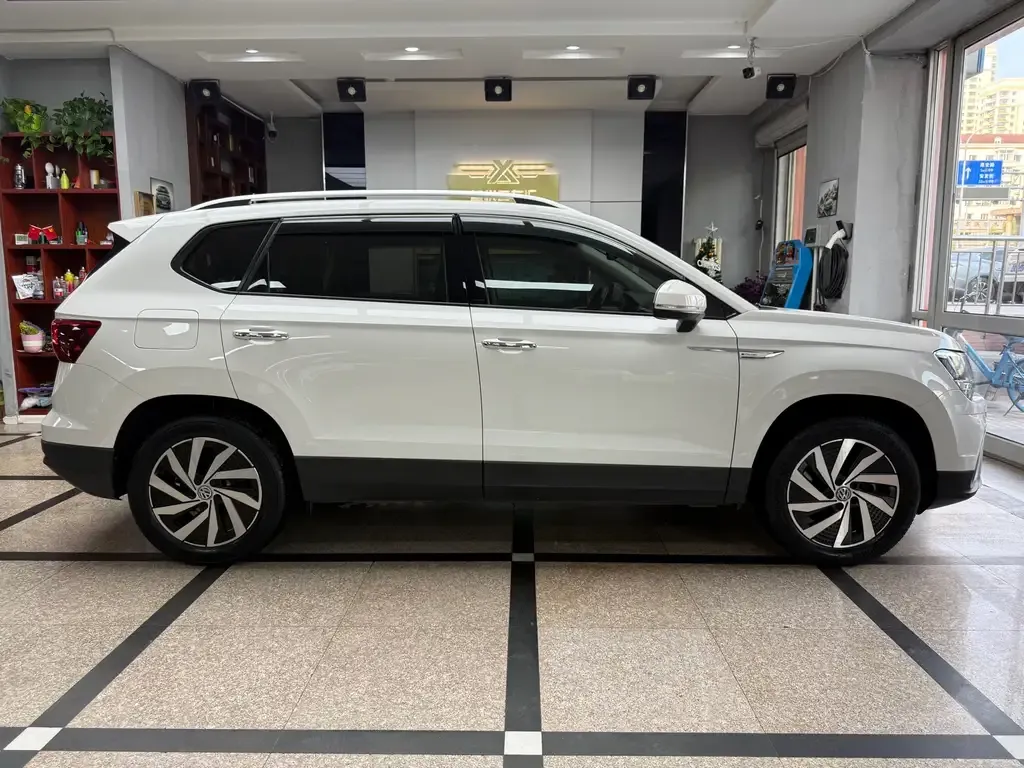 Volkswagen Tharu New Energy 2021 из CN, фото 4