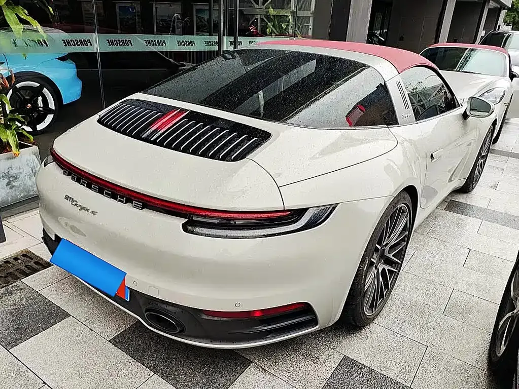 Porsche 911 2021 из CN, фото 3