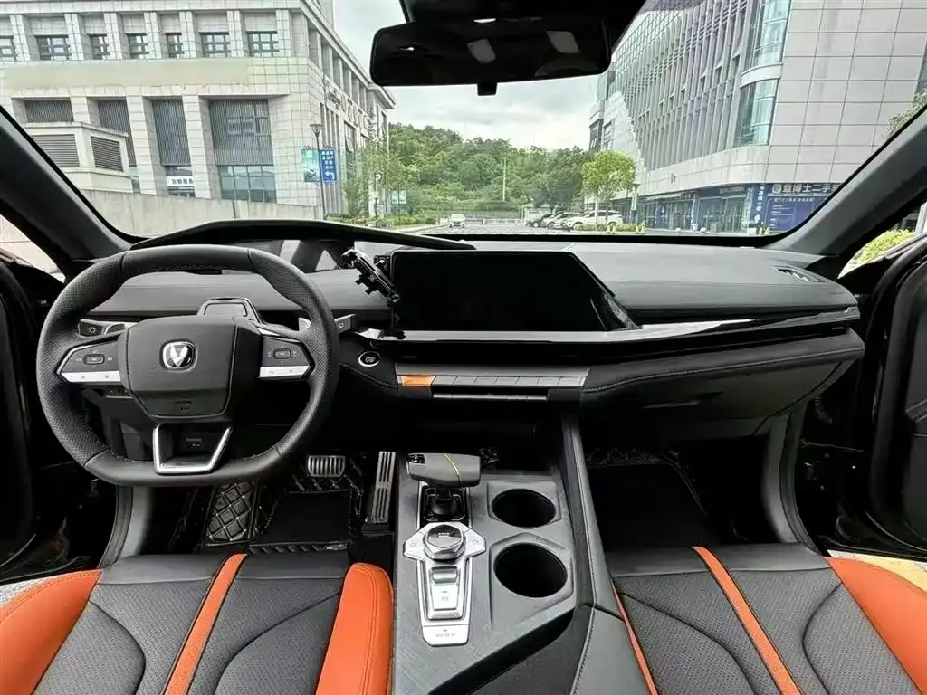 Changan UNI-V 2023 из CN, фото 10