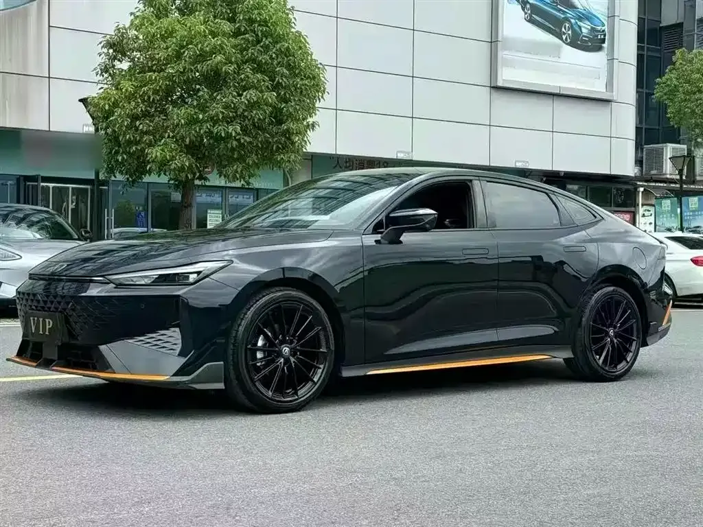 Changan UNI-V 2023 из CN, фото 2