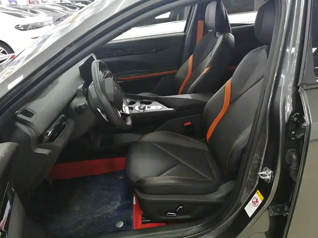 Changan UNI-V 2023 из CN, фото 6