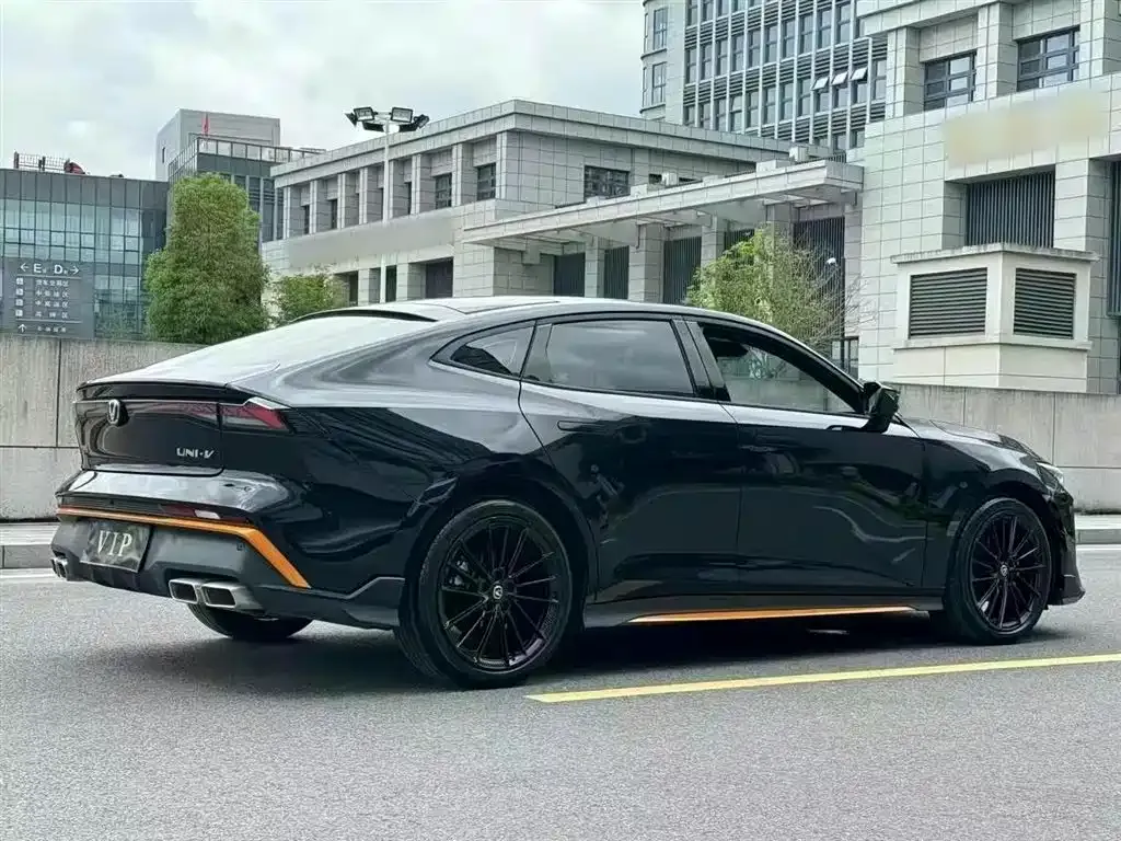 Changan UNI-V 2023 из CN, фото 7