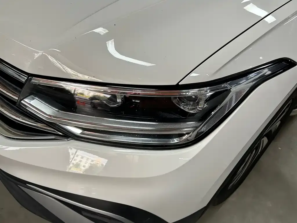 Volkswagen Tiguan L 2022 из CN, фото 4