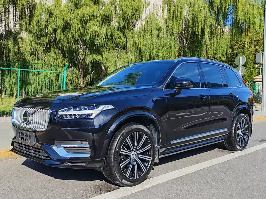 Volvo XC90 2023 из CN, фото 1
