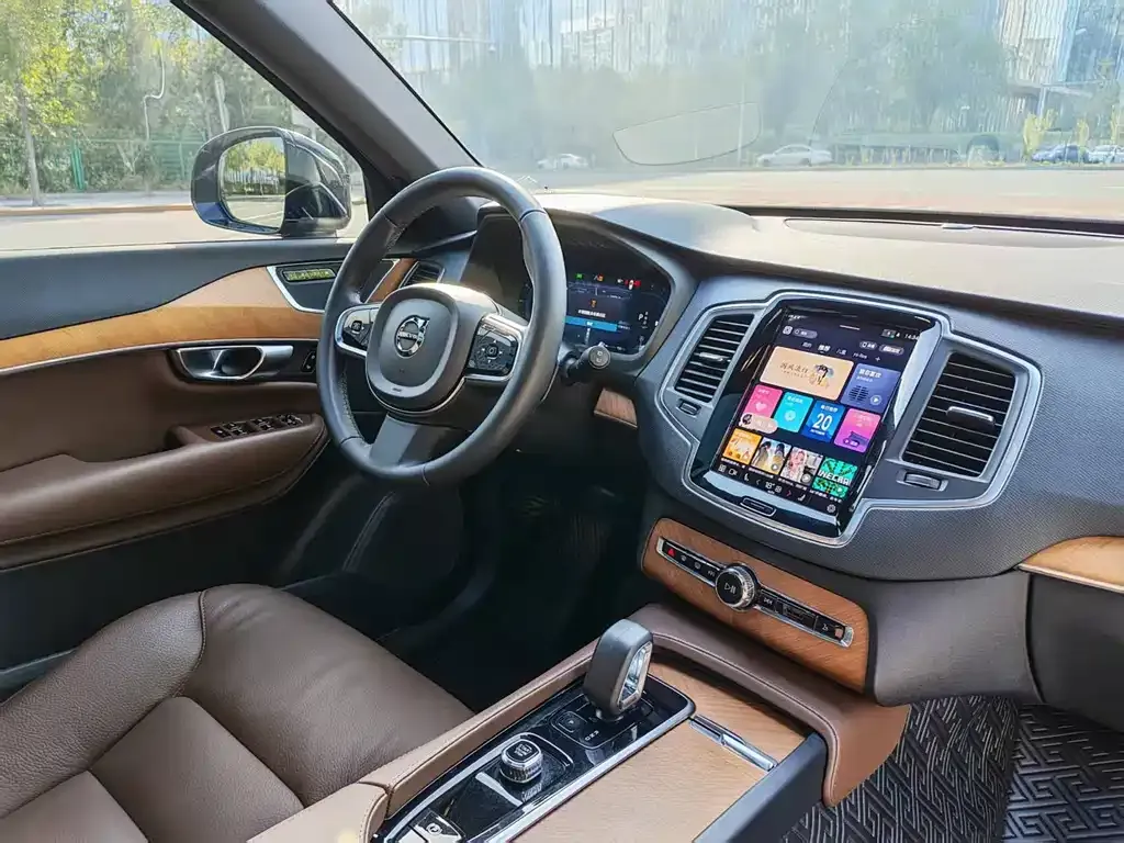 Volvo XC90 2023 из CN, фото 10