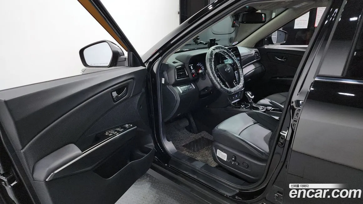 KG Mobility (Ssangyong) TIBOLI 2023 из KR, фото 10