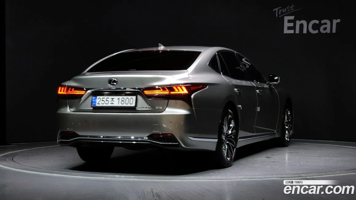 Lexus LS 2023 из KR, фото 2