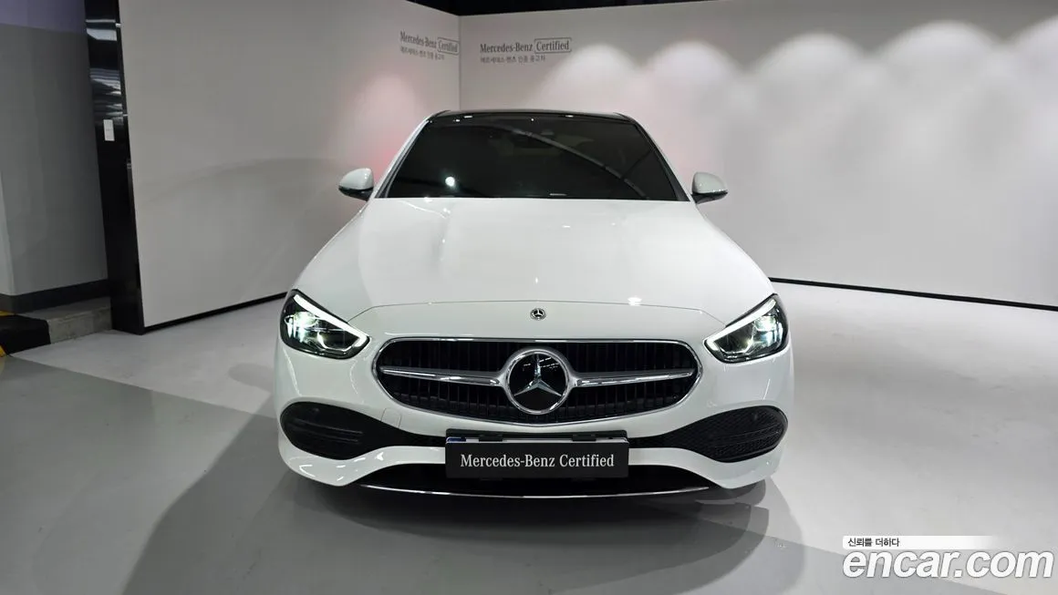Mercedes-Benz C-Class 2025 из KR, фото 2