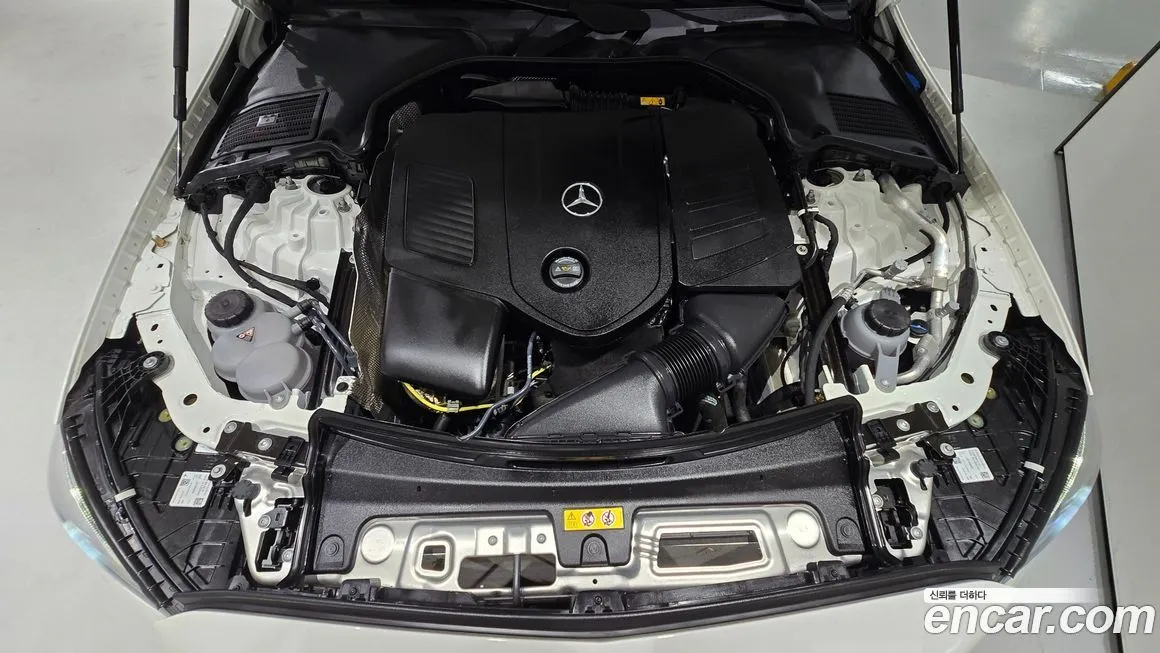 Mercedes-Benz C-Class 2025 из KR, фото 7
