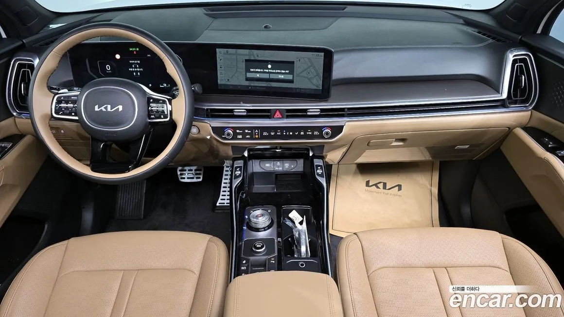 Kia Sorento — фото 7