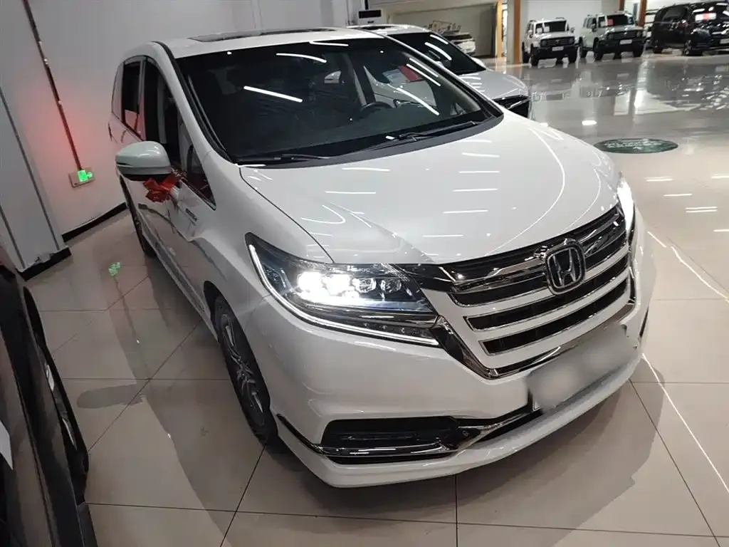 Honda Elysion 2021 из CN, фото 4