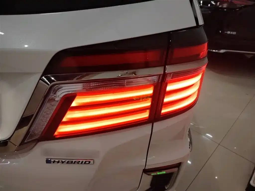 Honda Elysion 2021 из CN, фото 8