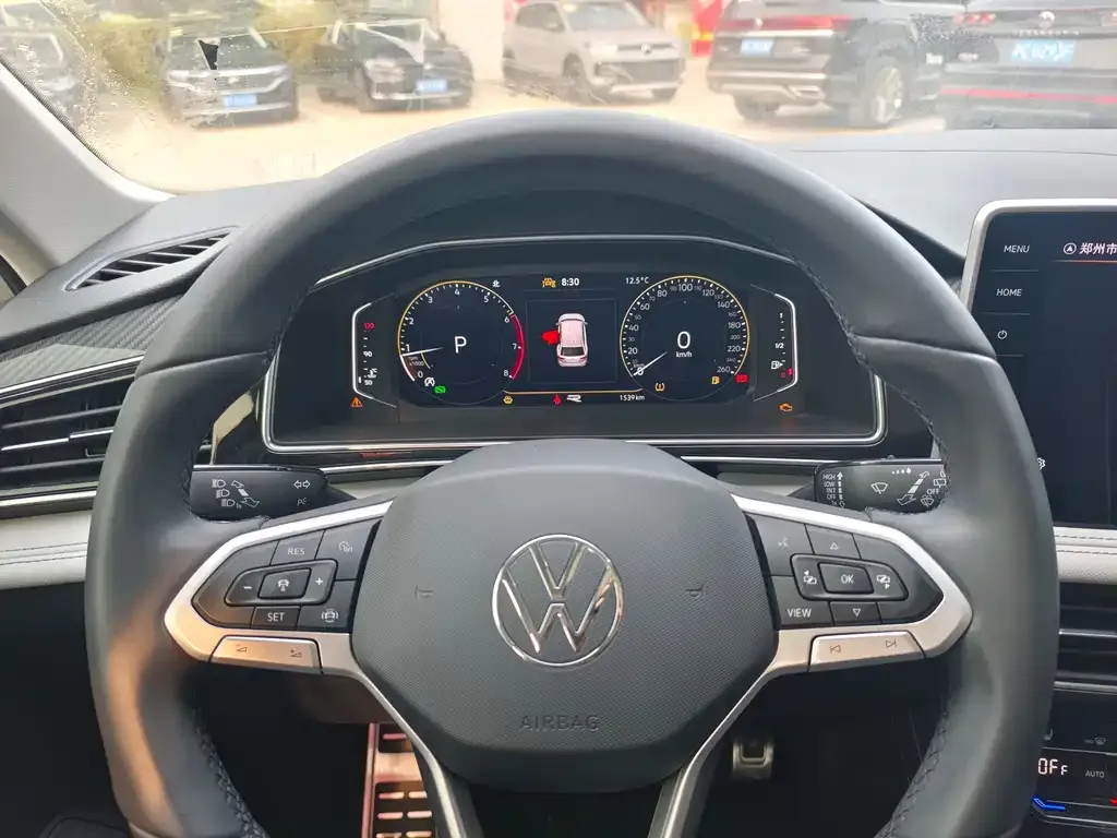 Volkswagen Tiguan L 2024 из CN, фото 3
