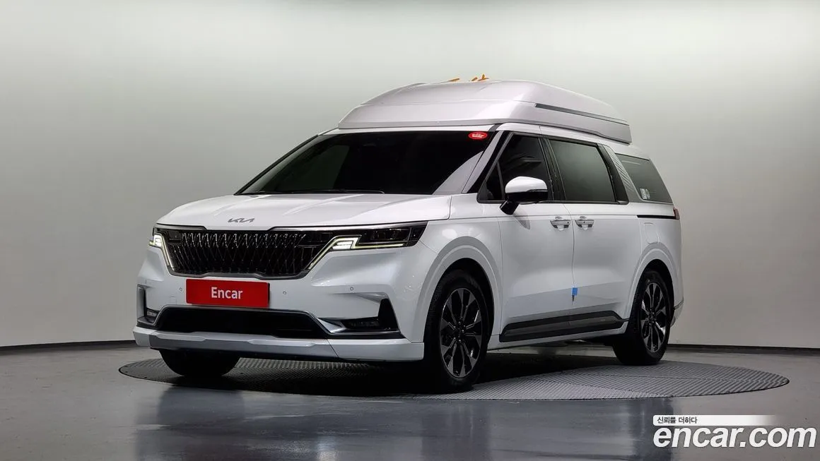 Kia Carnival — фото 1