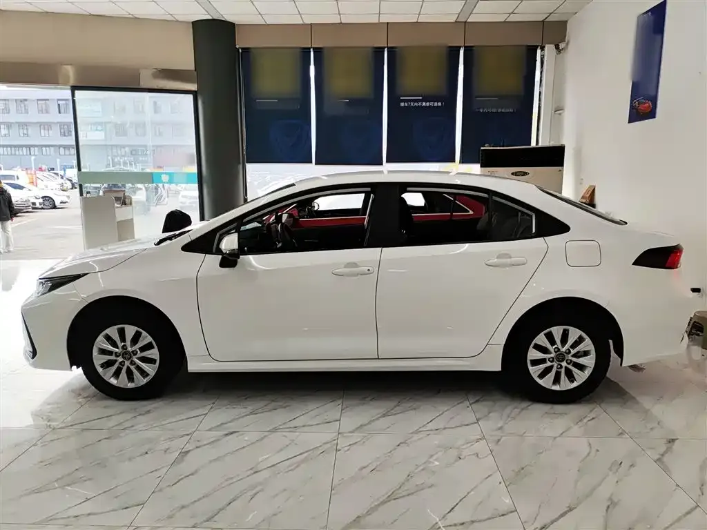 Toyota Corolla 2024 из CN, фото 5