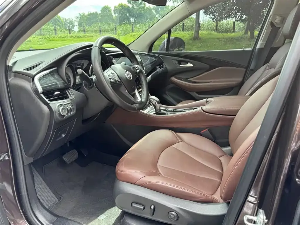 Buick Envision Plus — фото 10