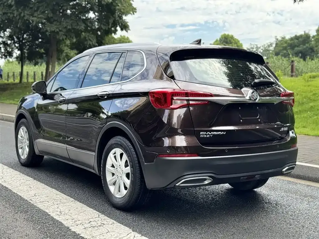 Buick Envision Plus — фото 6