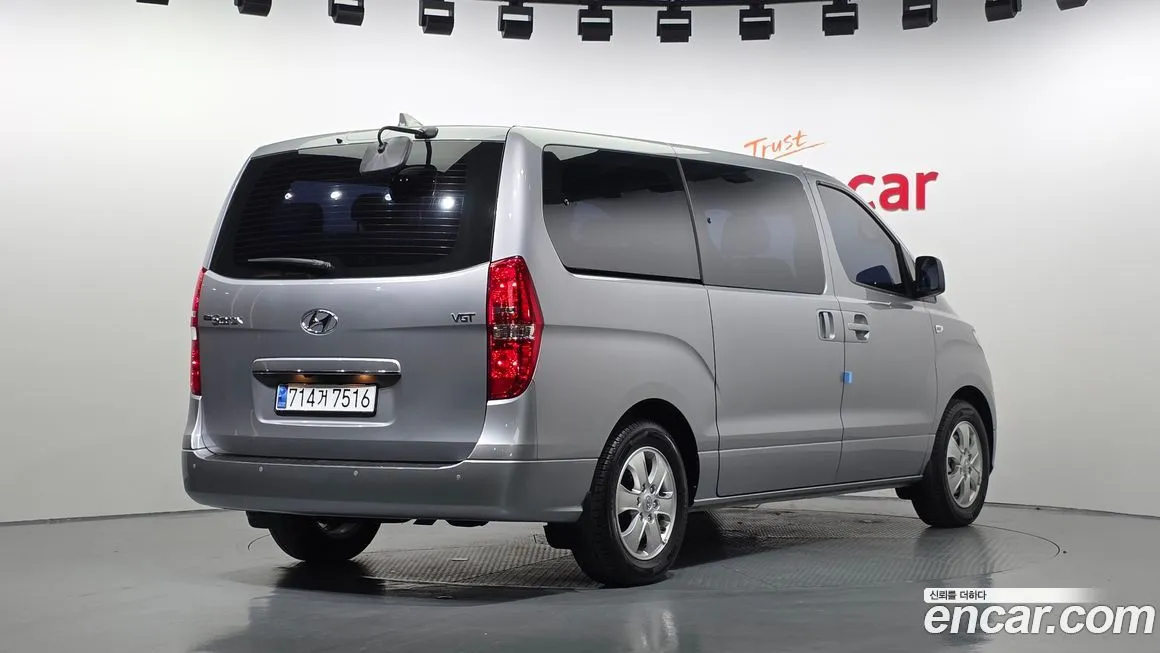 Hyundai Starex 2021 из KR, фото 2