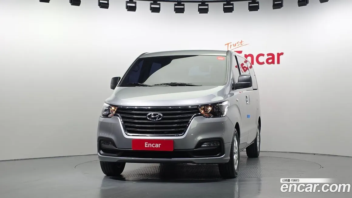 Hyundai Starex 2021 из KR, фото 3