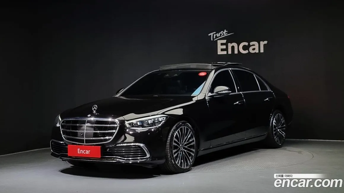 Mercedes-Benz S-Class — фото 1