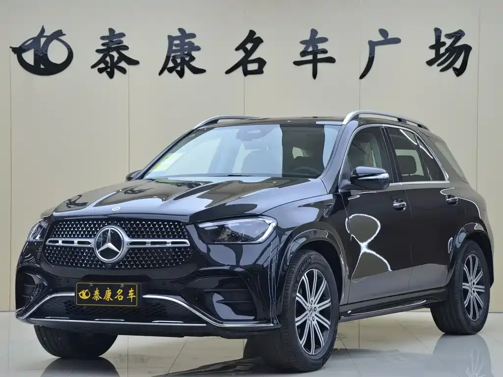 Mercedes-Benz GLE — фото 1