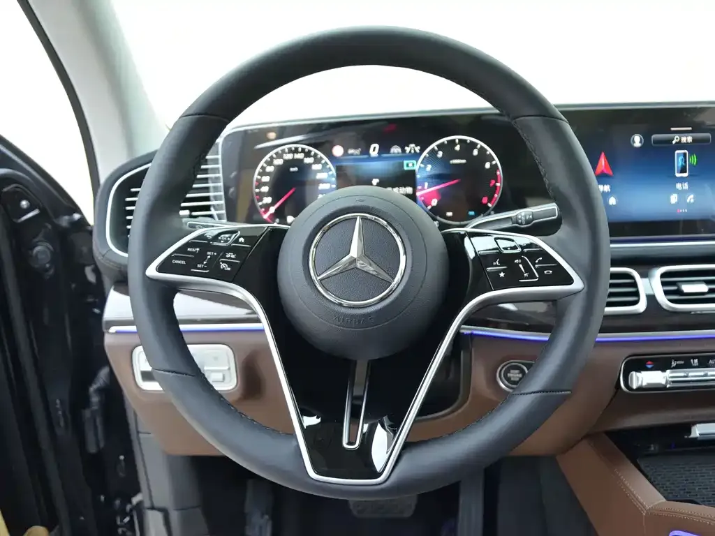 Mercedes-Benz GLE — фото 10