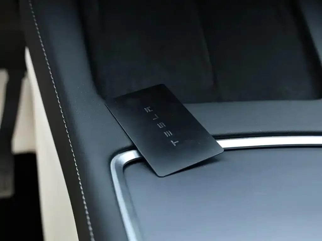 Tesla Model Y 2024 из CN, фото 10