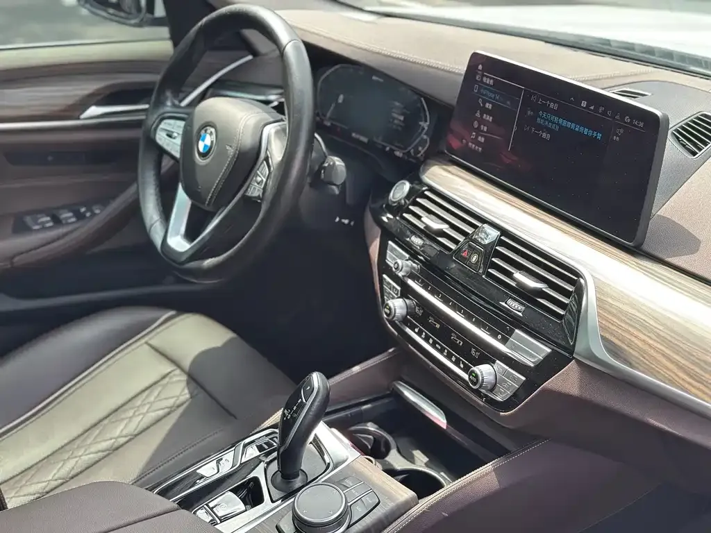 BMW 5 Series New Energy — фото 6