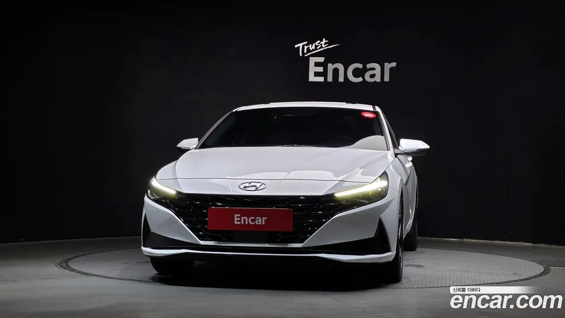 Hyundai AVANTE — фото 3