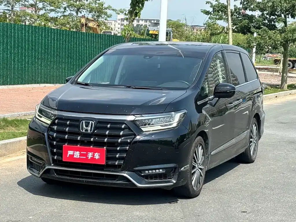 Honda Elysion 2022 из CN, фото 1