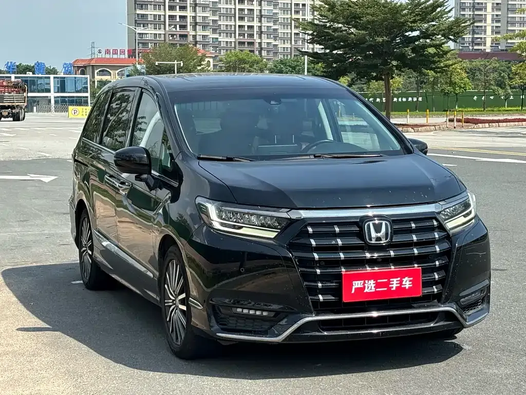 Honda Elysion 2022 из CN, фото 3