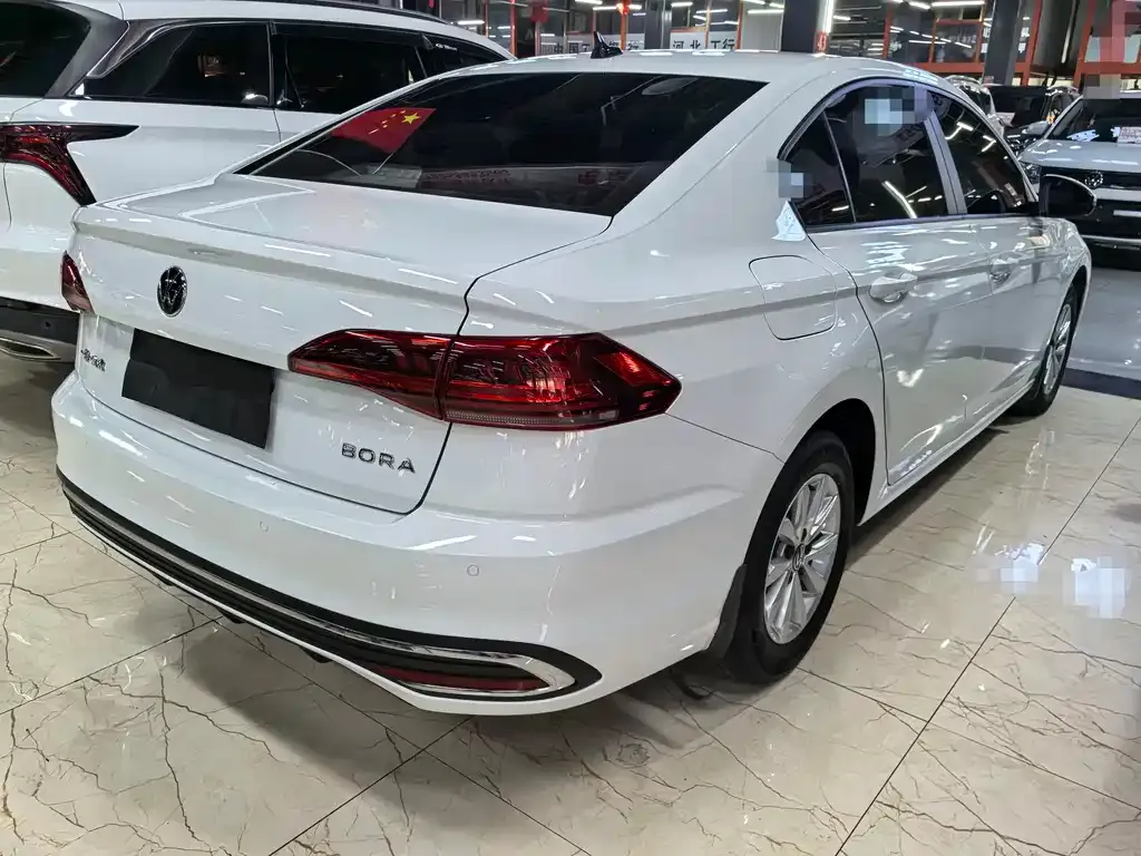 Volkswagen Bora 2023 из CN, фото 6