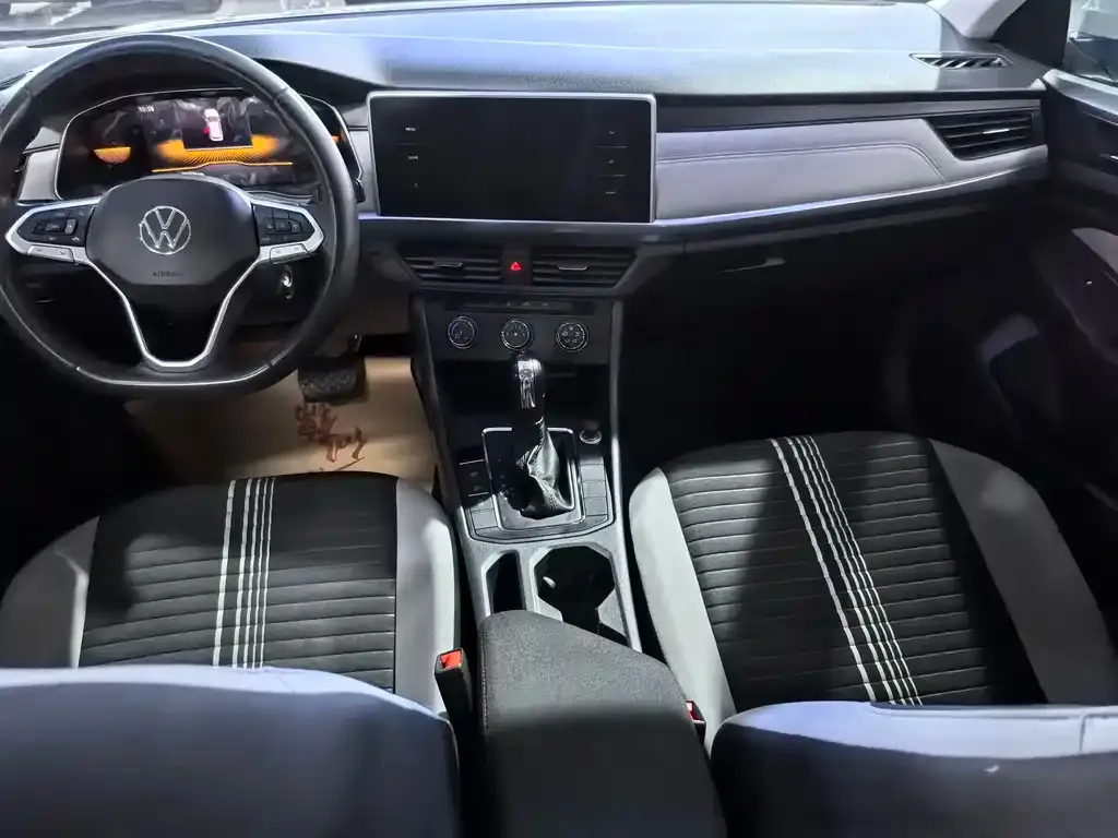 Volkswagen Bora 2023 из CN, фото 8