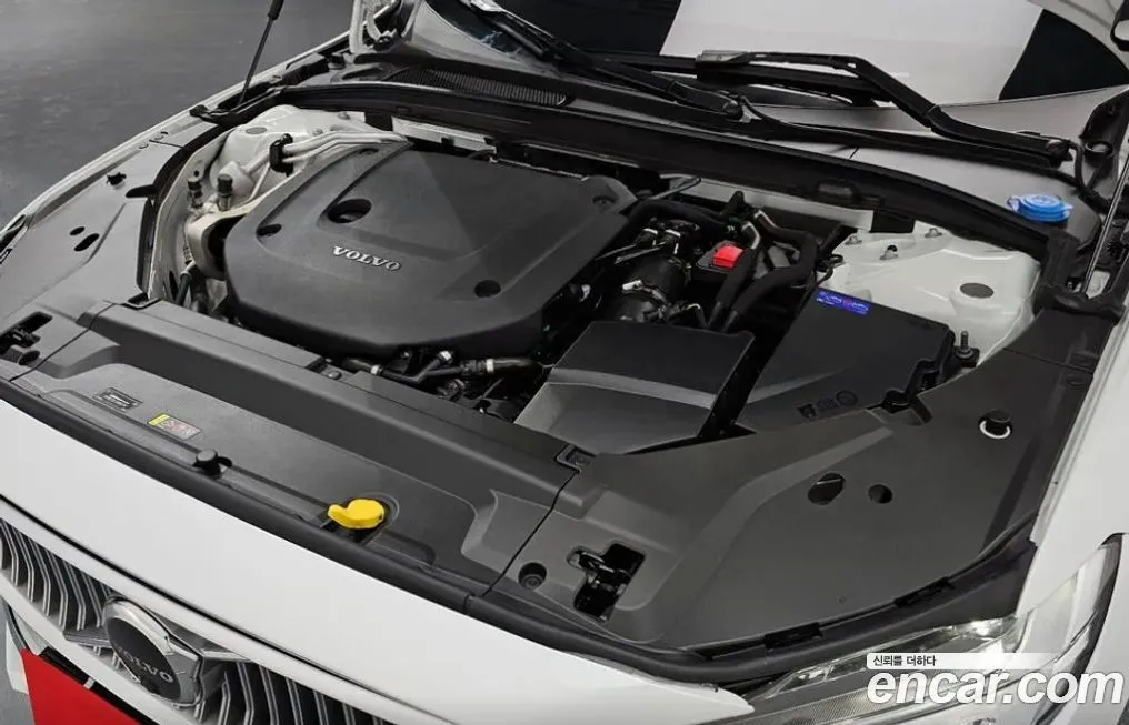 Volvo S90 2024 из KR, фото 6