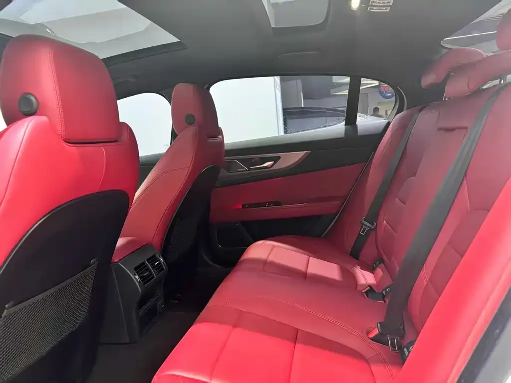 Jaguar XEL 2024 из CN, фото 5