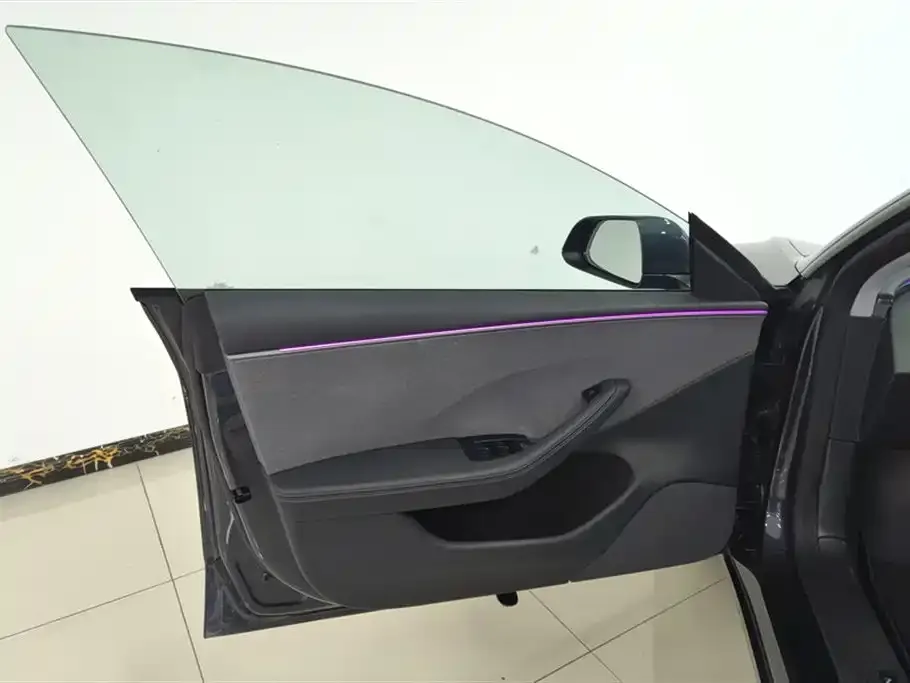 Tesla Model 3 2025 из CN, фото 7