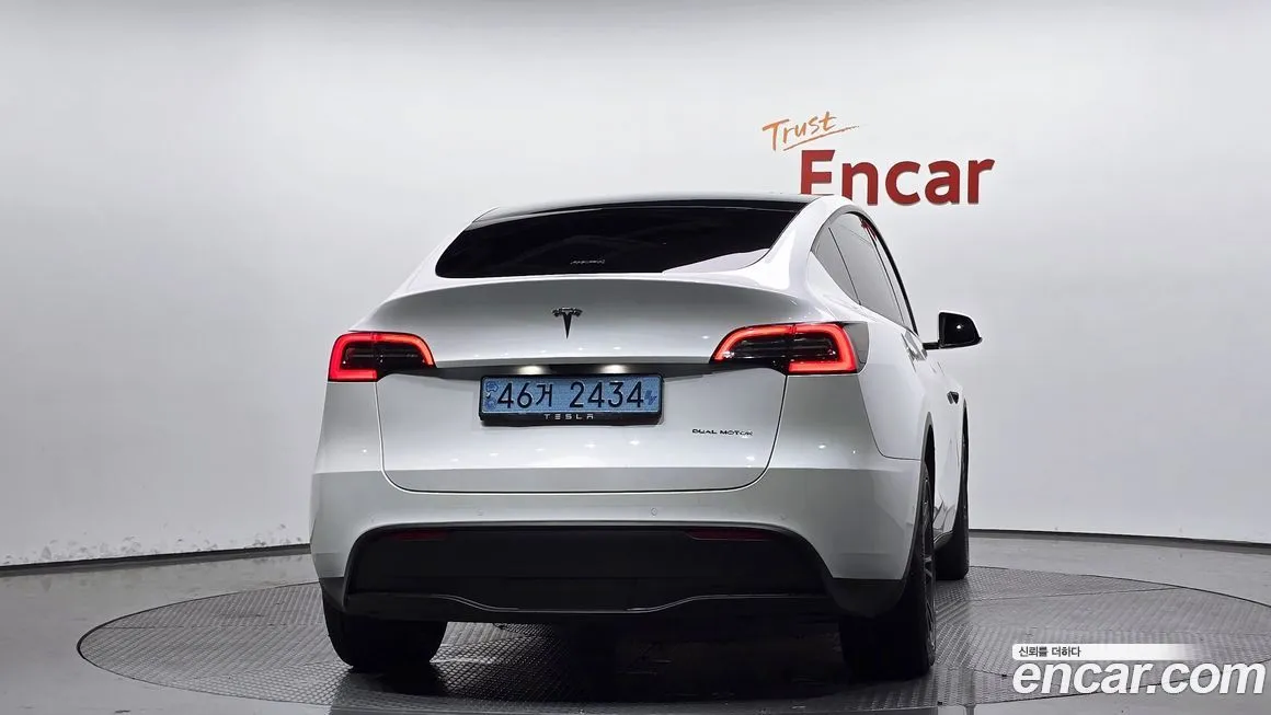 Tesla Model Y 2022 из KR, фото 4