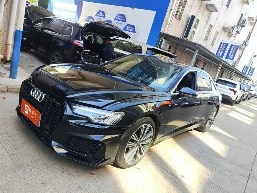 Audi A6L 2022 из CN, фото 2